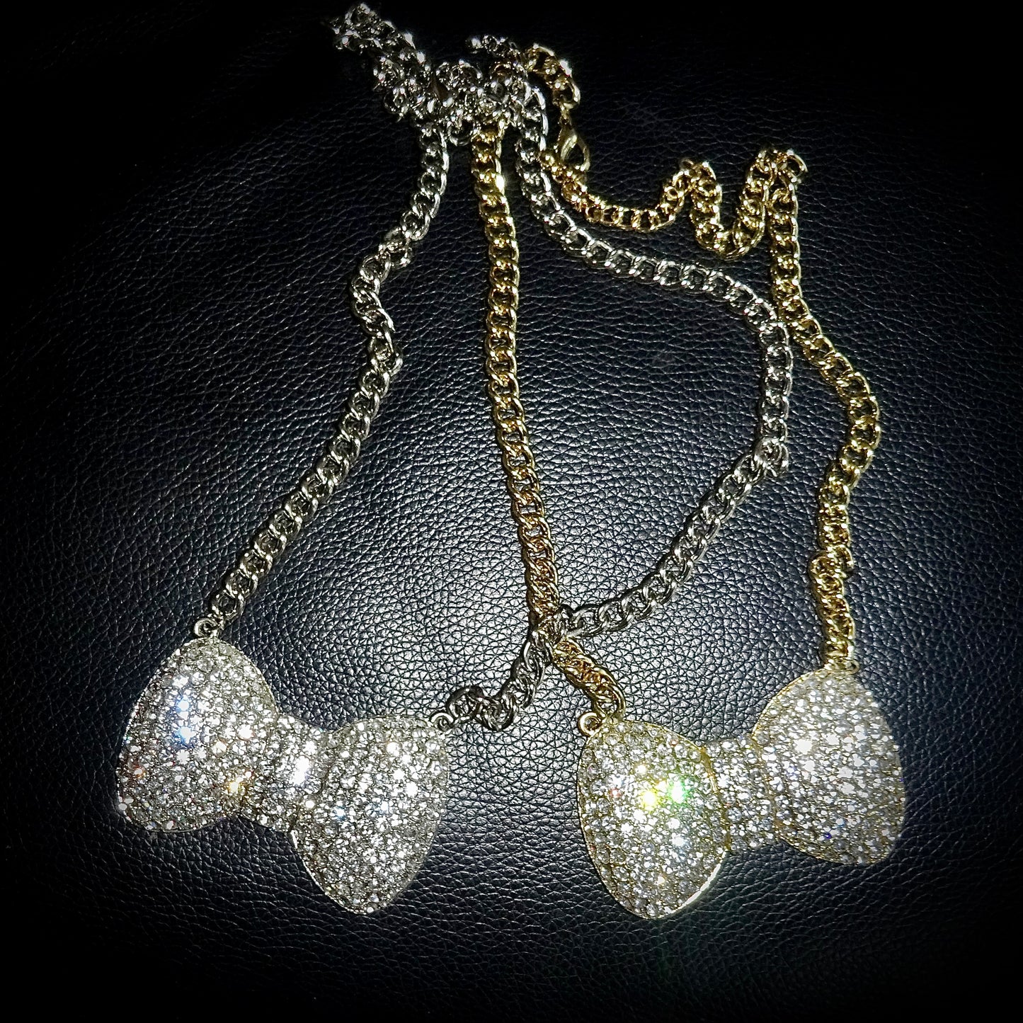 Rhinestone Bow Necklace